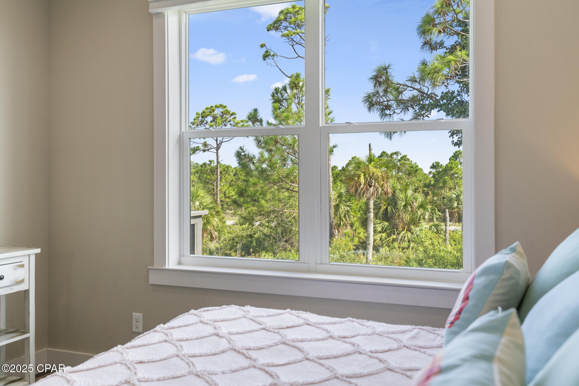 Image 33 For 201 Park Point Circle