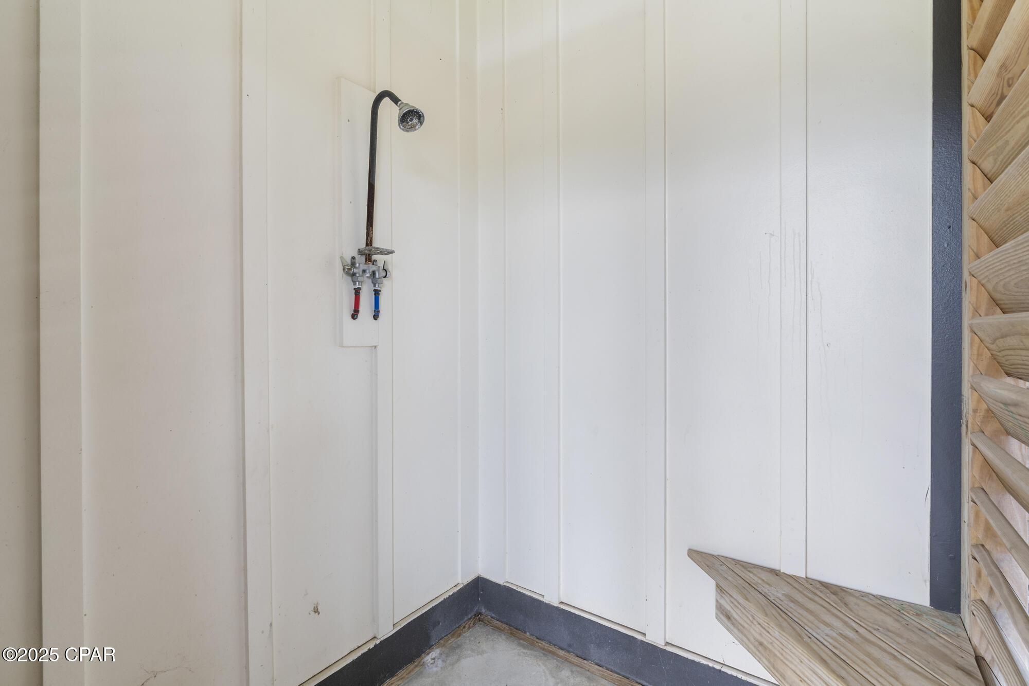 Image 53 For 201 Park Point Circle