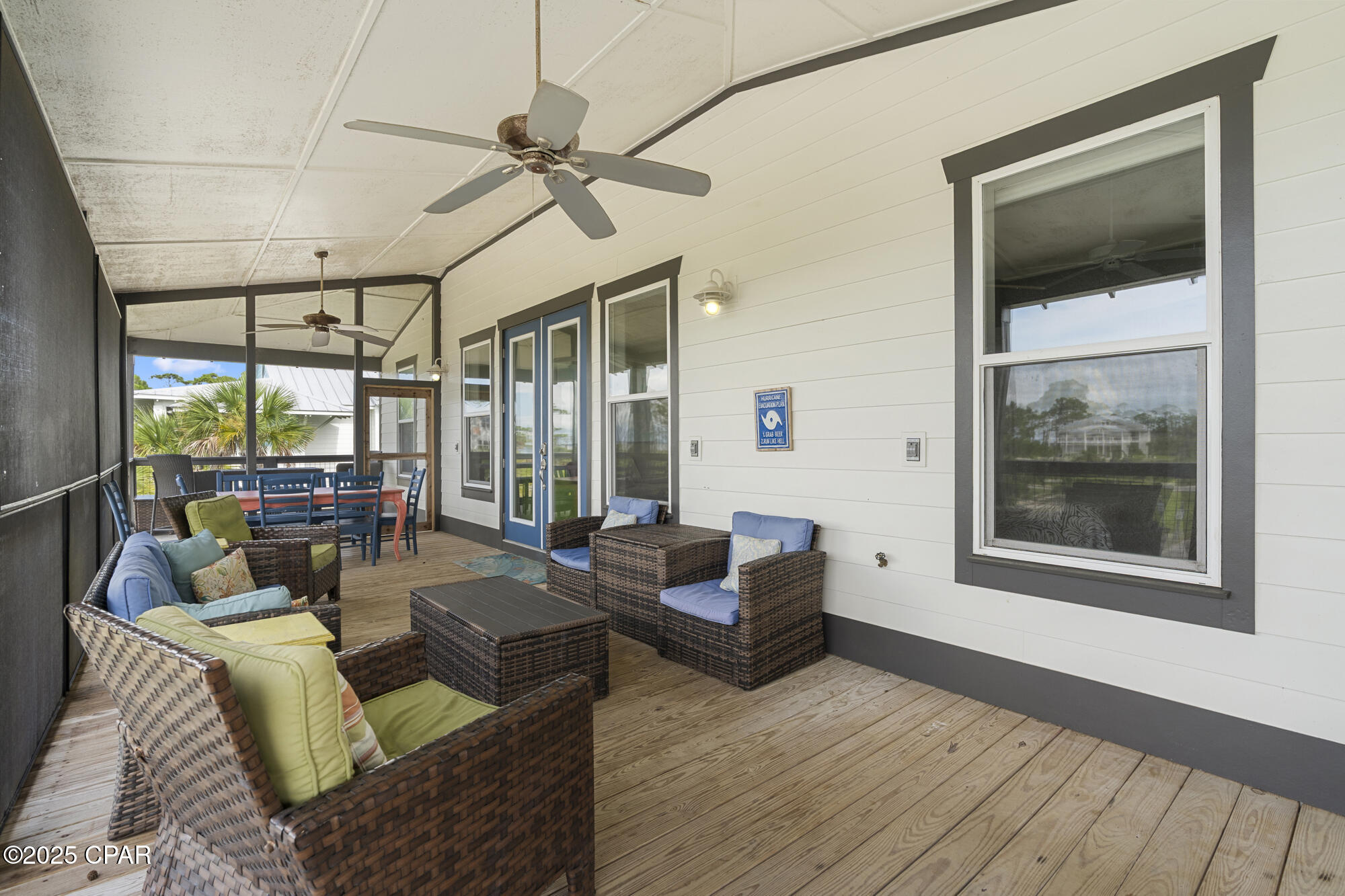 Image 6 For 201 Park Point Circle