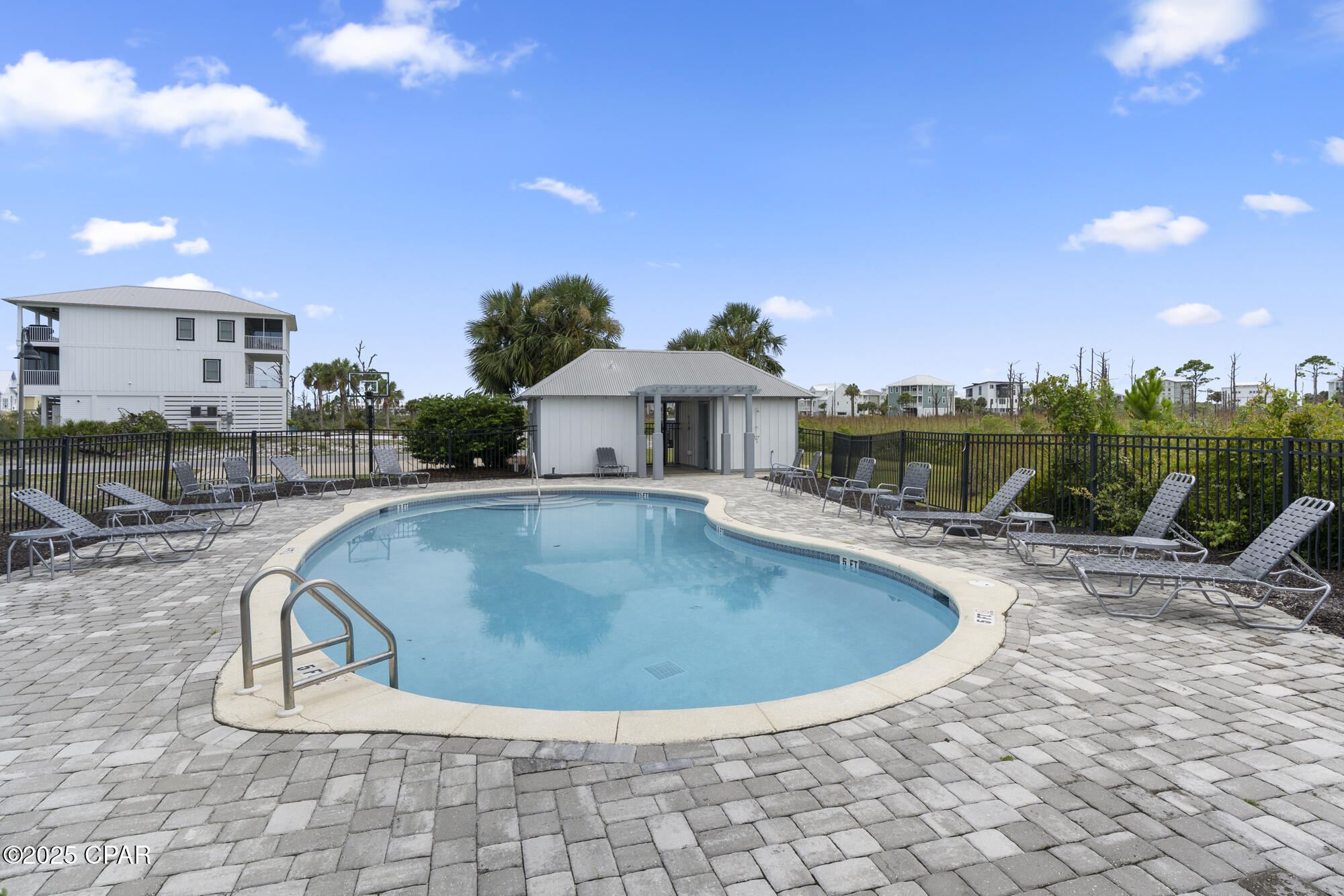 Image 60 For 201 Park Point Circle