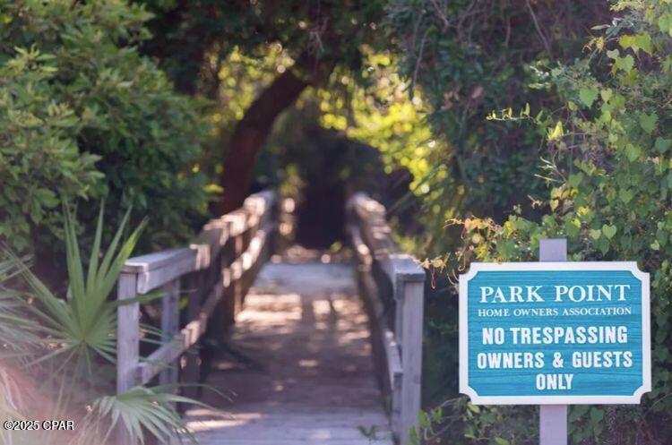 Image 64 For 201 Park Point Circle