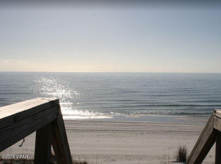 Image 66 For 201 Park Point Circle