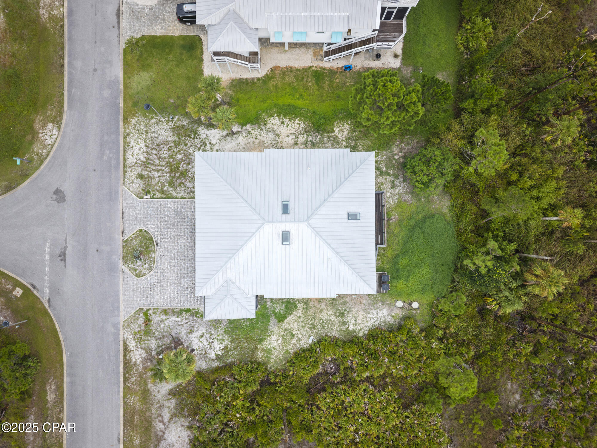 Image 79 For 201 Park Point Circle