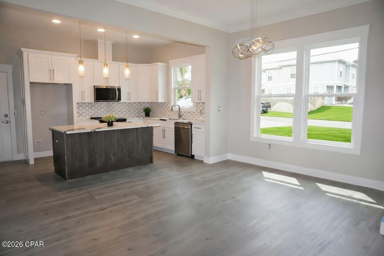 Image 8 For 229 Lullwater Drive