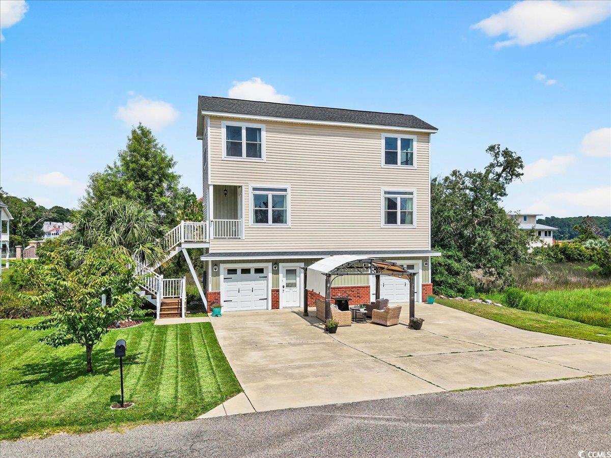 4387 Landing Rd. Little River, SC 29566