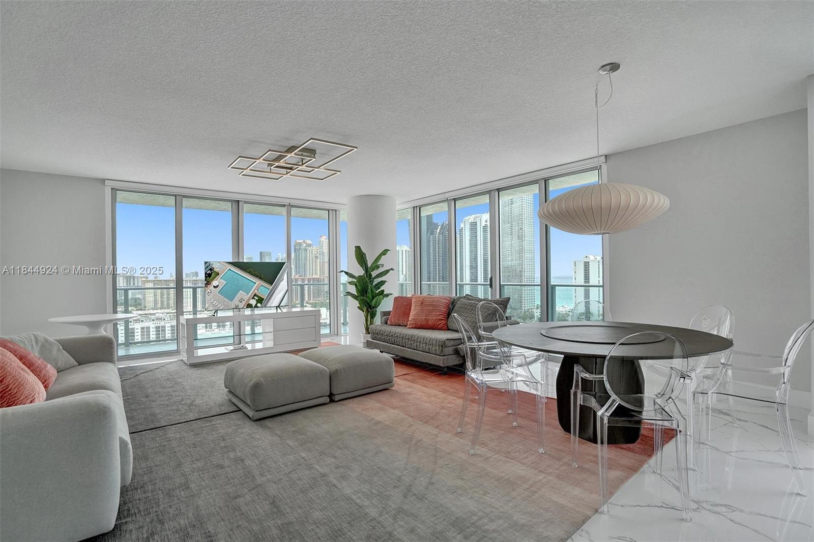 Condo for Sale in Sunny Isles Beach, FL