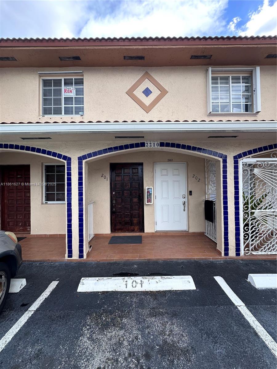 Alcazar Villas Condo