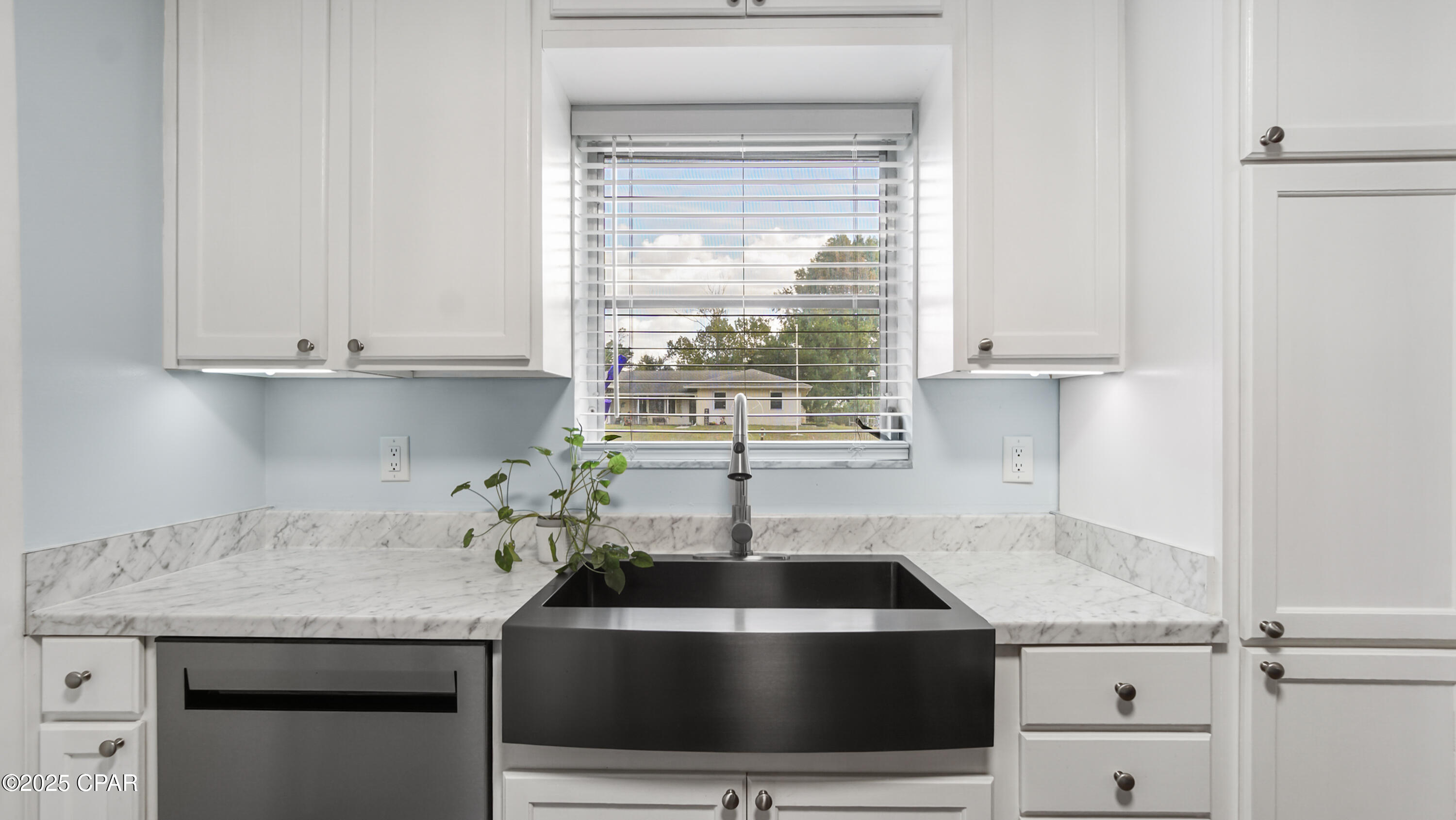 Image 14 For 2094 Morven Street