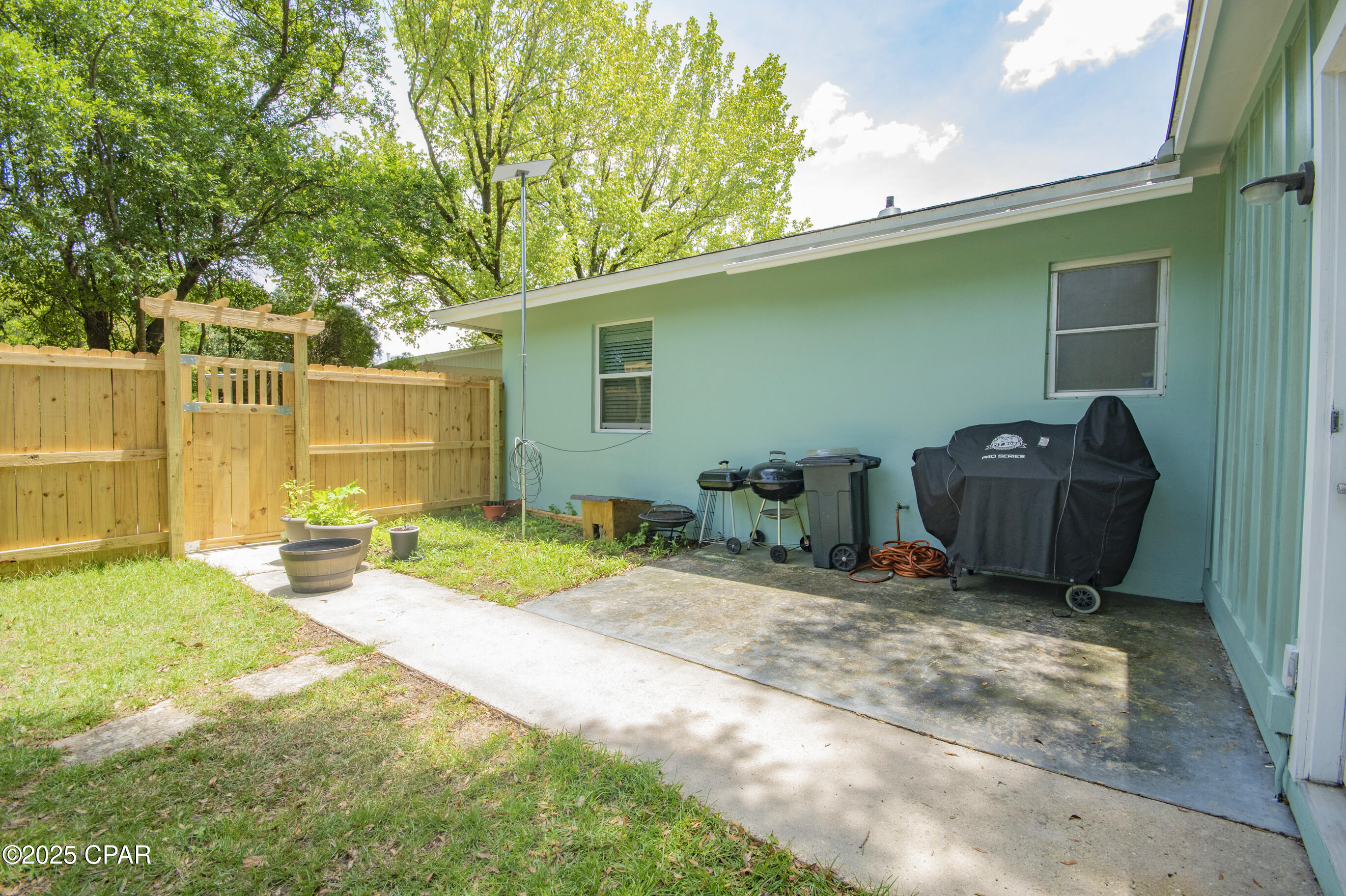 Image 36 For 2094 Morven Street