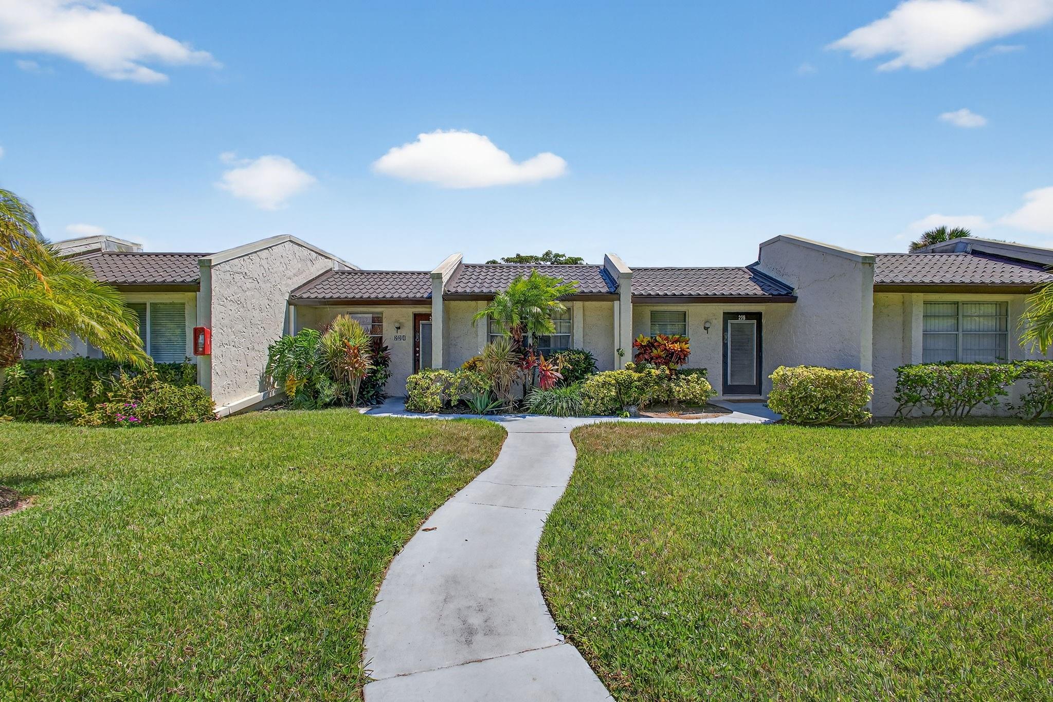 Homes for sale in West Palm Beach, FL | 224 Lake Constance Dr #224, West Palm Beach, FL 33411 | MLS# F10522918