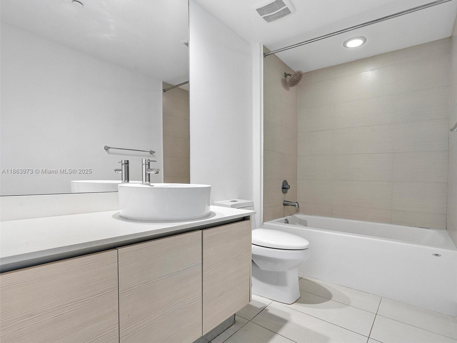 4250 Biscayne Blvd #1416, Miami FL 33137
