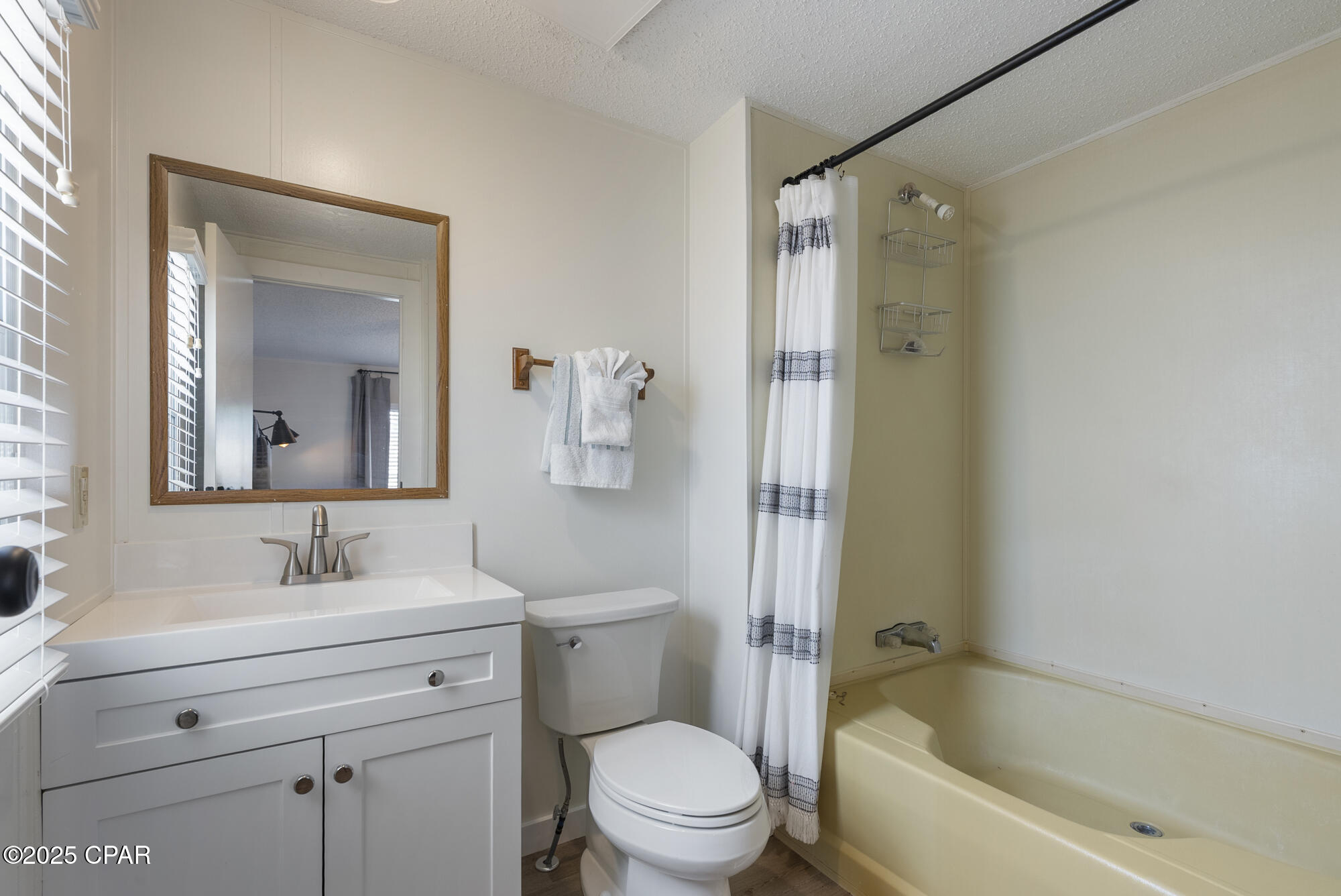 Image 17 For 224 Magnolia Drive