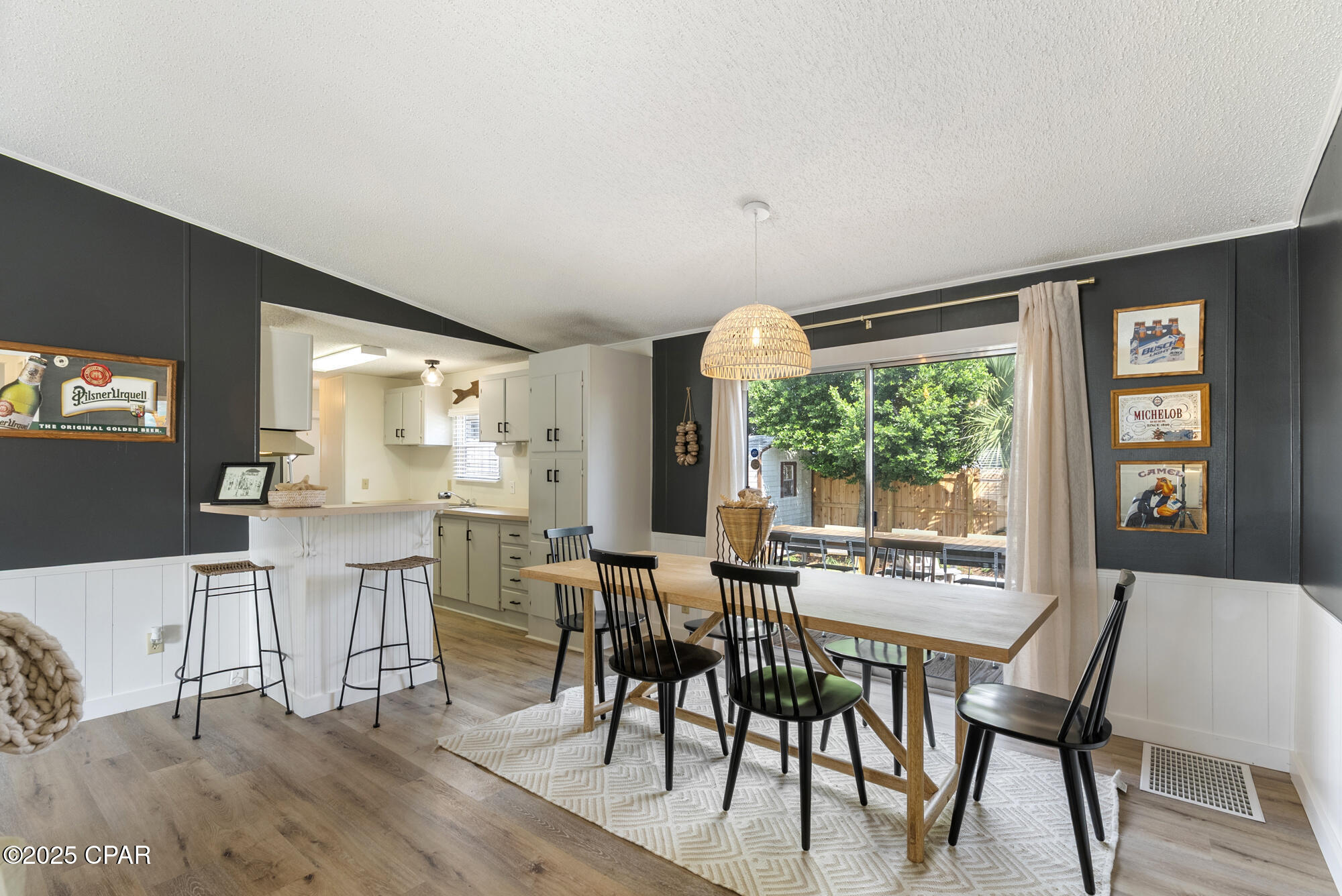 Image 5 For 224 Magnolia Drive