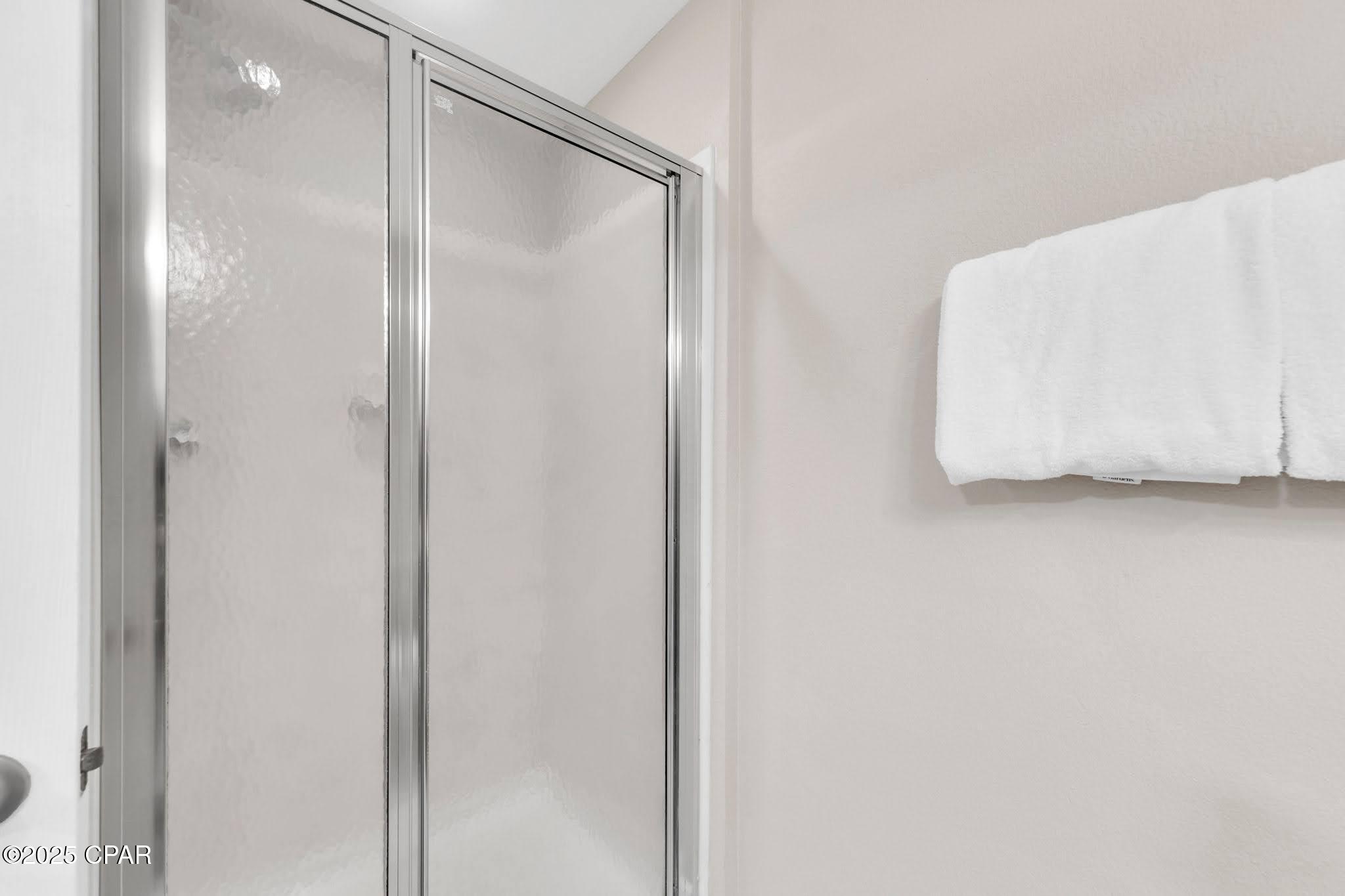 Image 20 For 16819 Front Beach Road  913