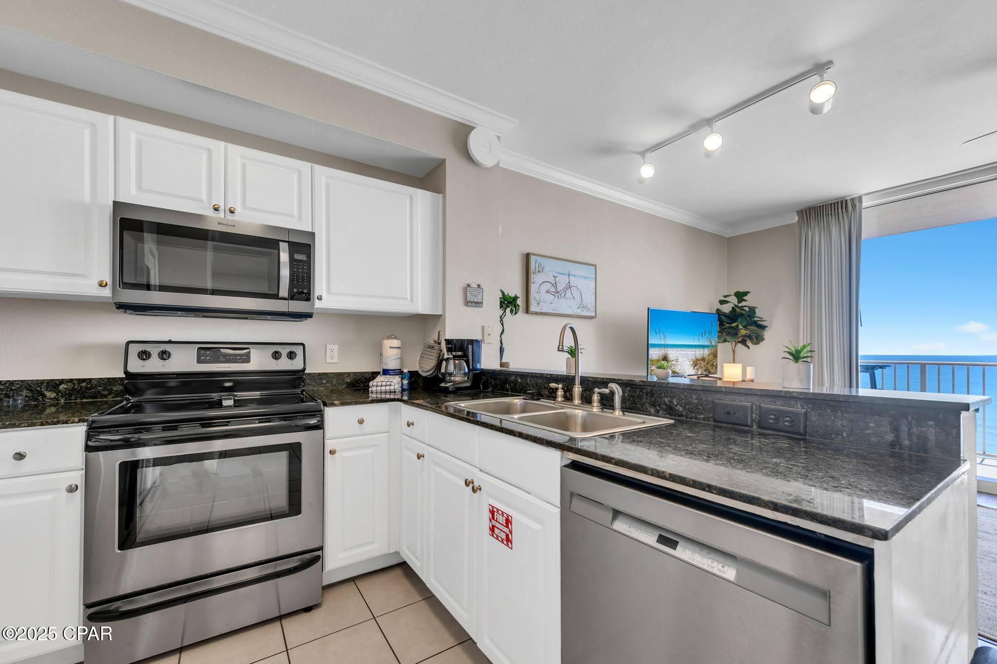 Image 9 For 16819 Front Beach Road  913