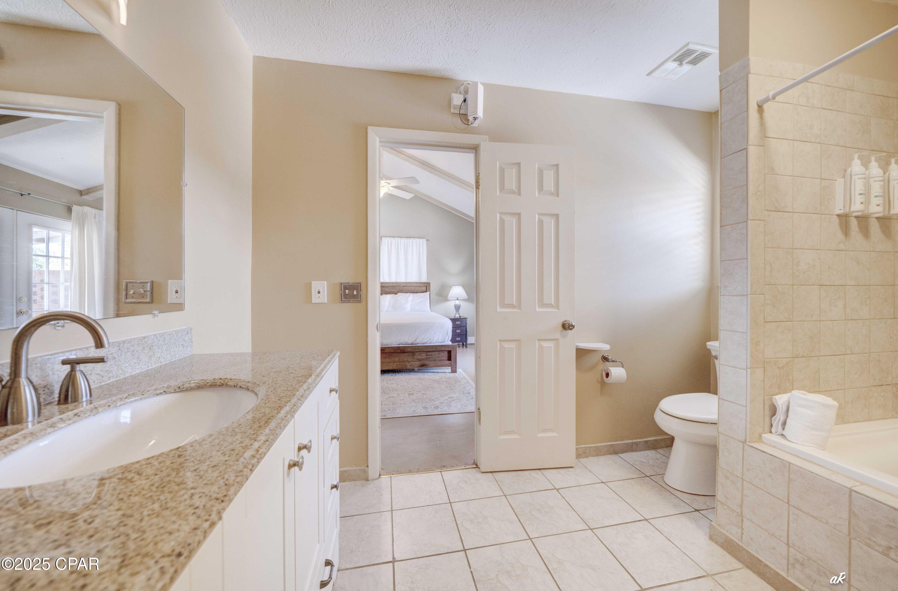 Image 13 For 8211 Laird Street