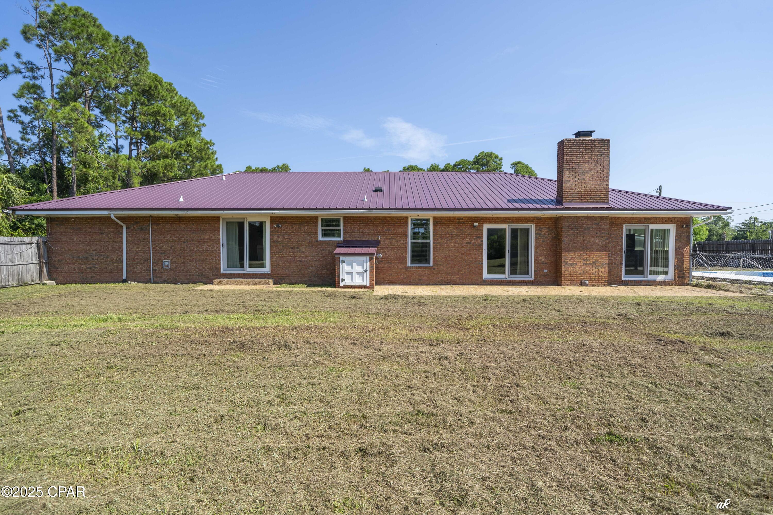 Image 35 For 8211 Laird Street