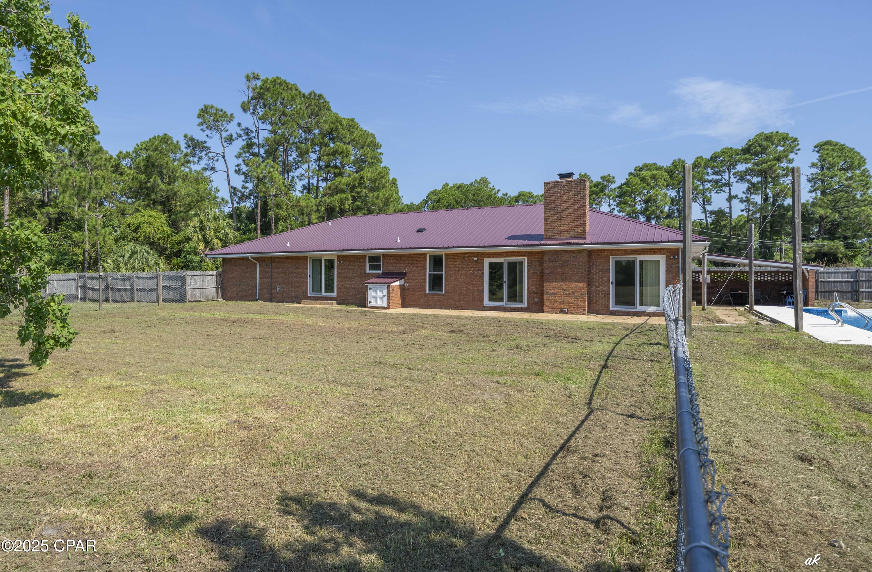 Image 37 For 8211 Laird Street