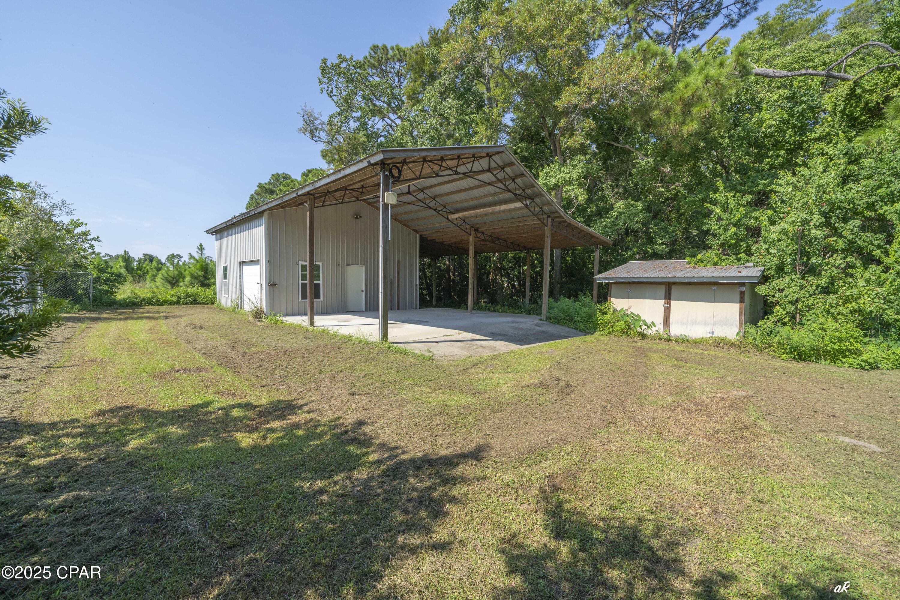 Image 38 For 8211 Laird Street