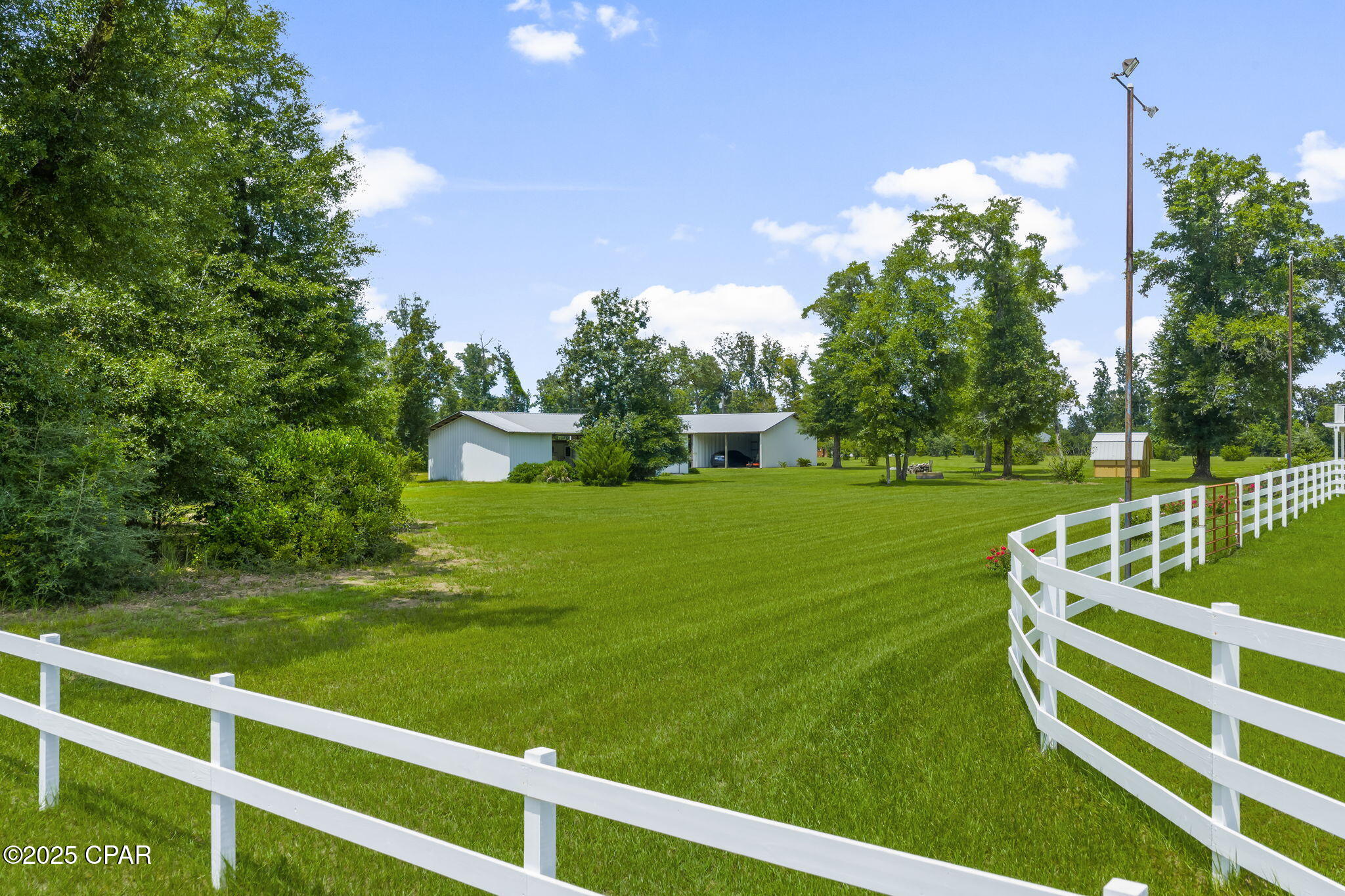 Image 101 For 13935 Blue Springs Road