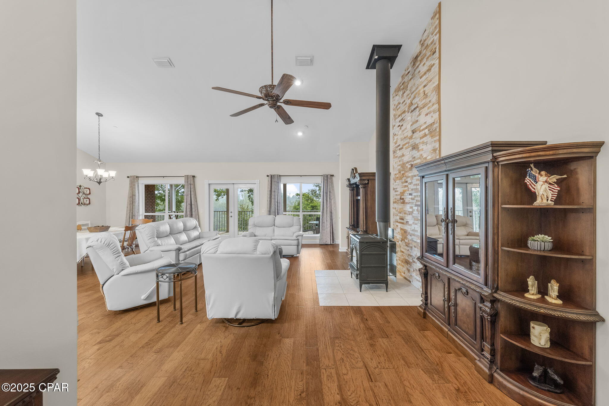 Image 11 For 13935 Blue Springs Road