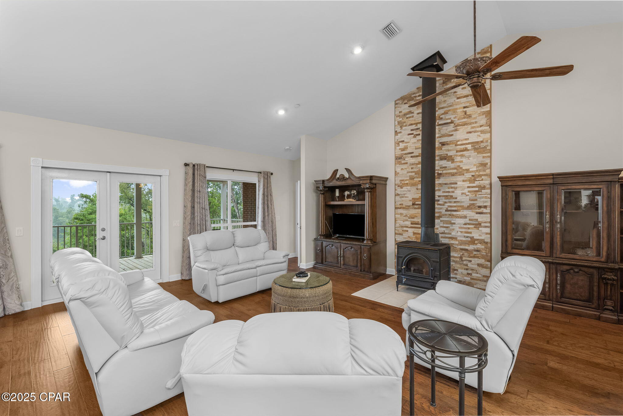 Image 12 For 13935 Blue Springs Road