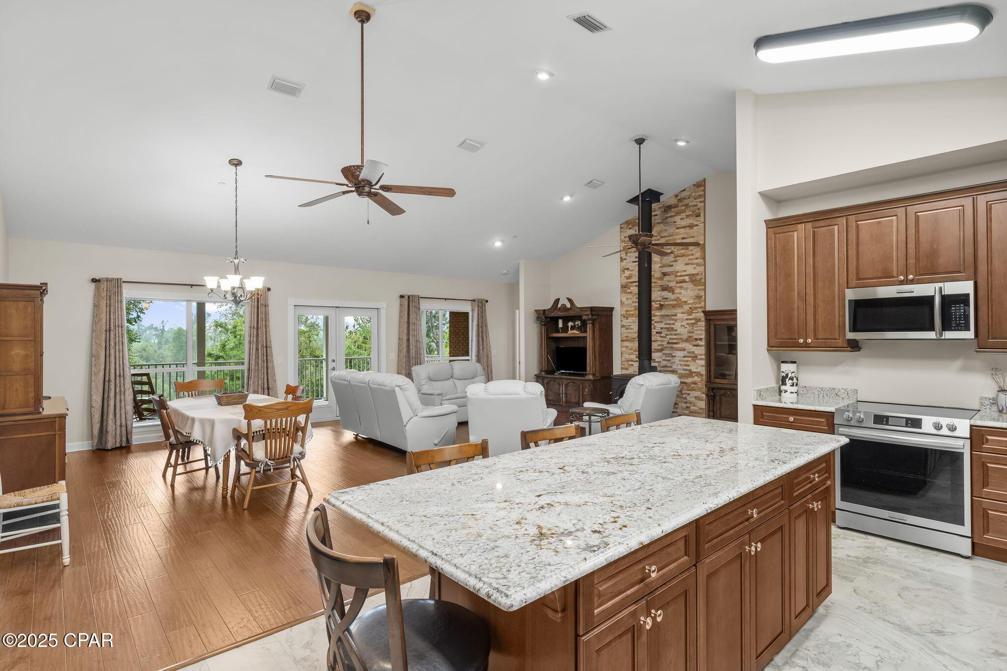 Image 19 For 13935 Blue Springs Road