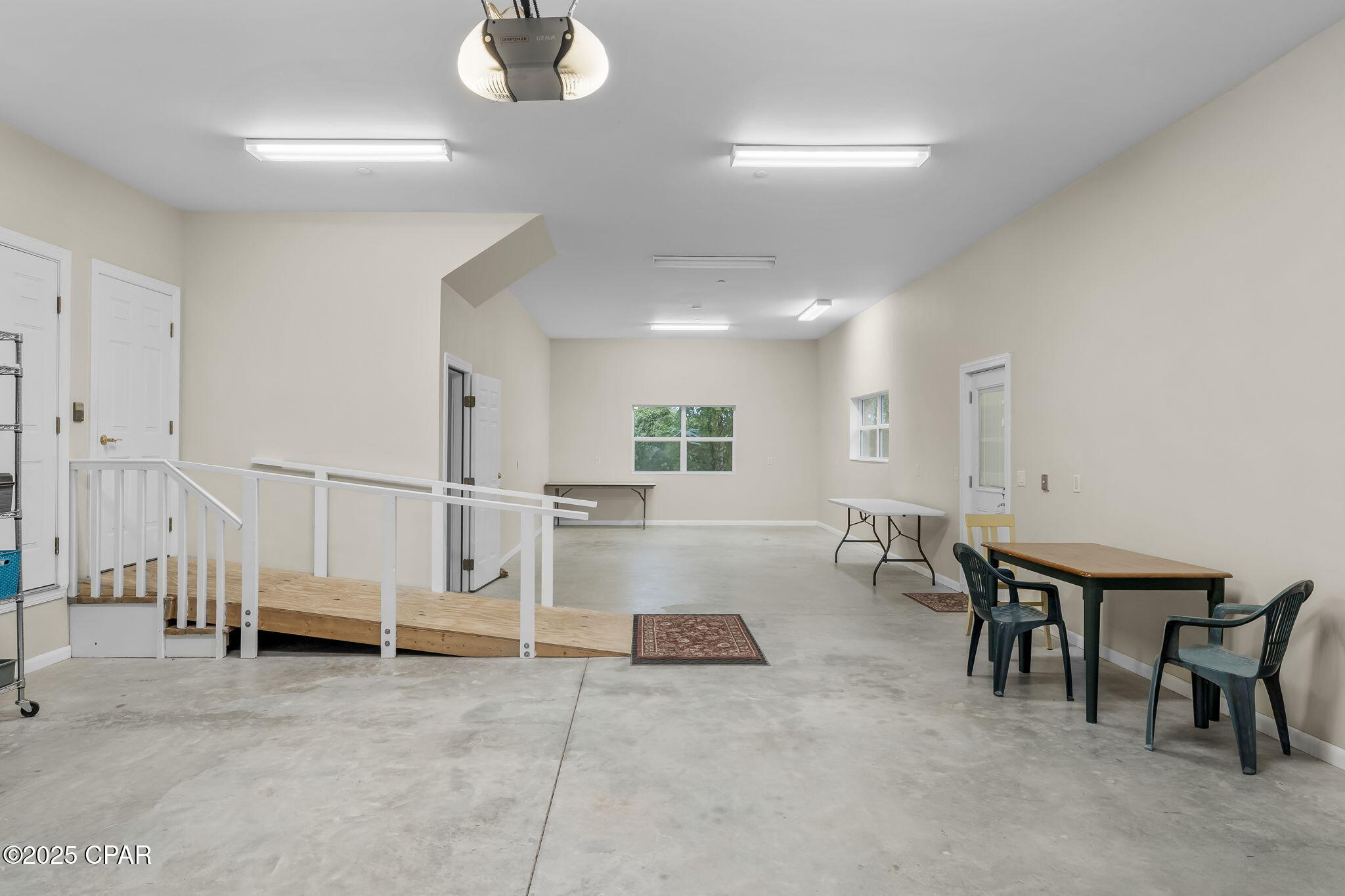 Image 48 For 13935 Blue Springs Road