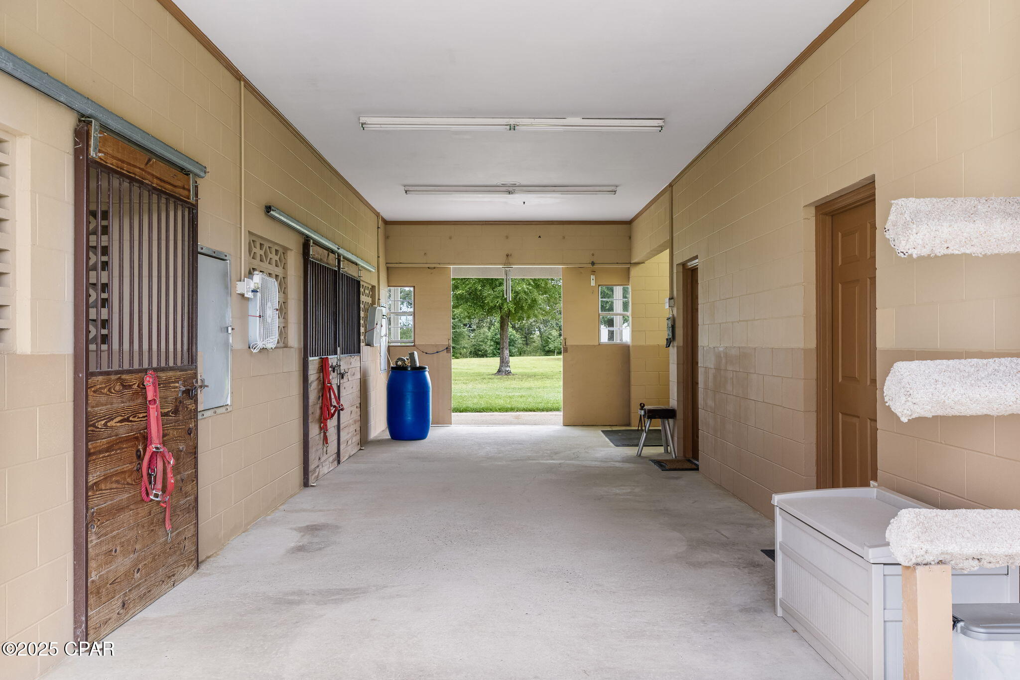 Image 66 For 13935 Blue Springs Road