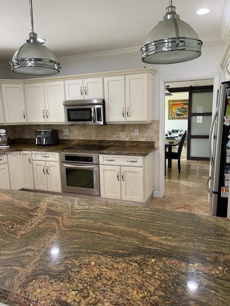 Country Club Of Miami Est