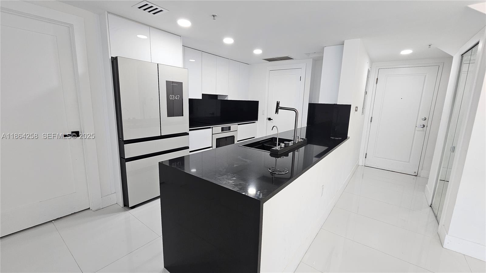 Homes for sale in Miami, FL | 1861 Nw North River Dr #11, Miami, FL 33125 | MLS# A11864258