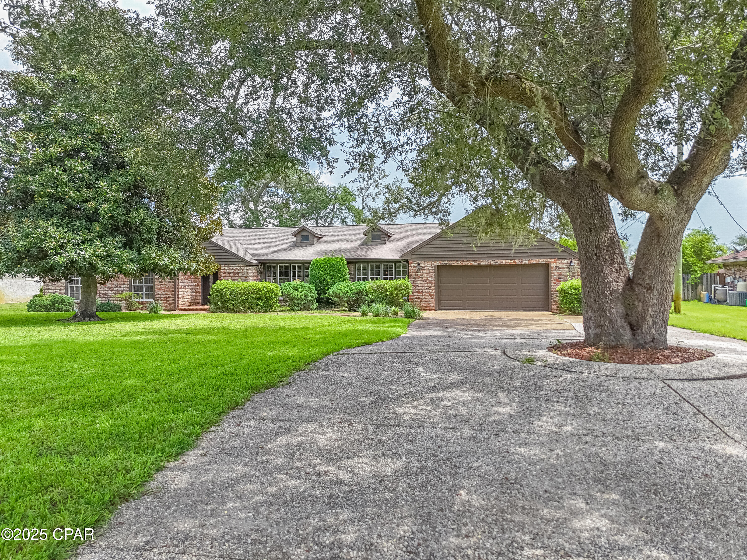 811 W Pierson Drive Drive, Lynn Haven, FL 32444