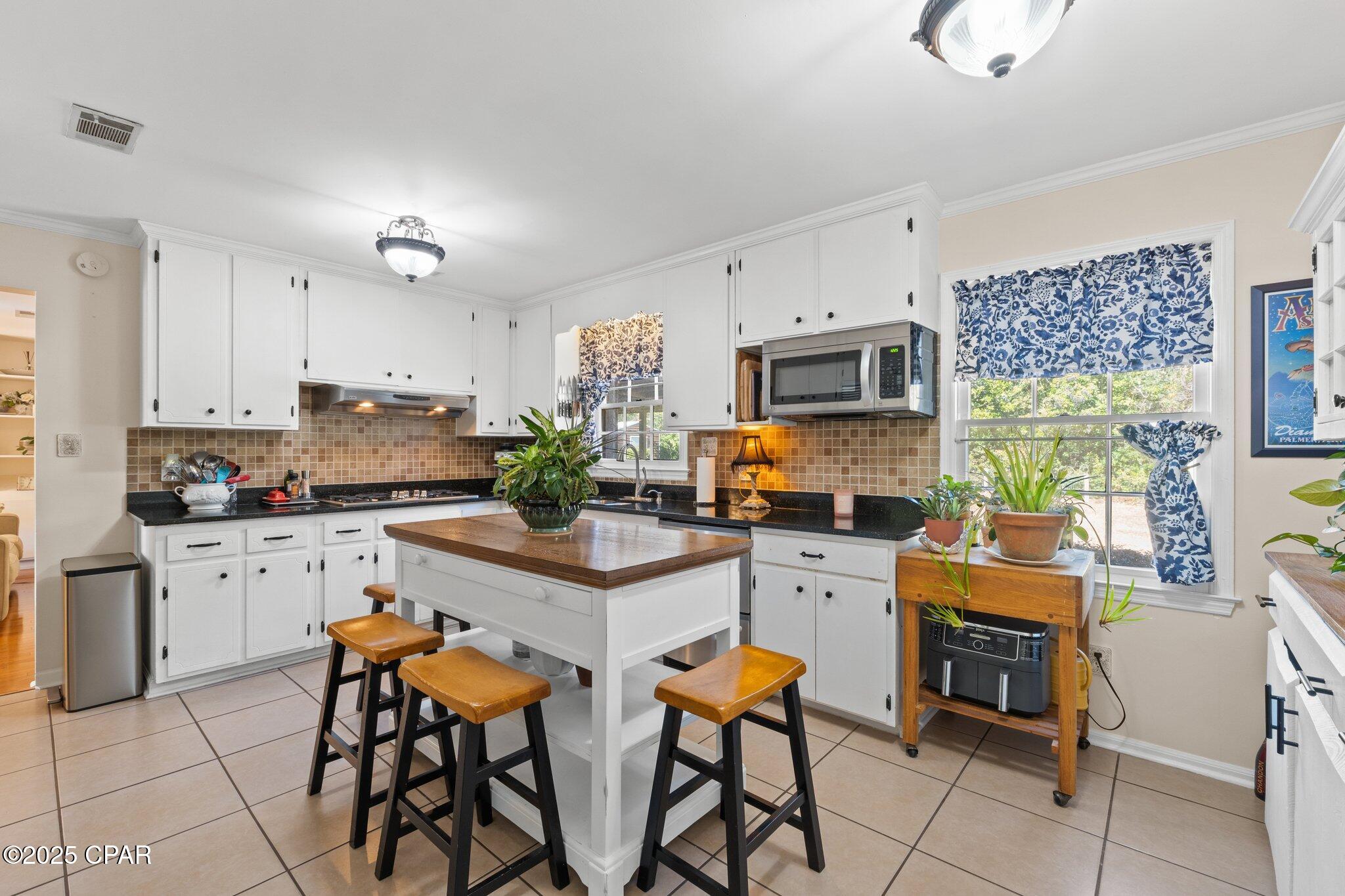 Image 13 For 312 Marion Street