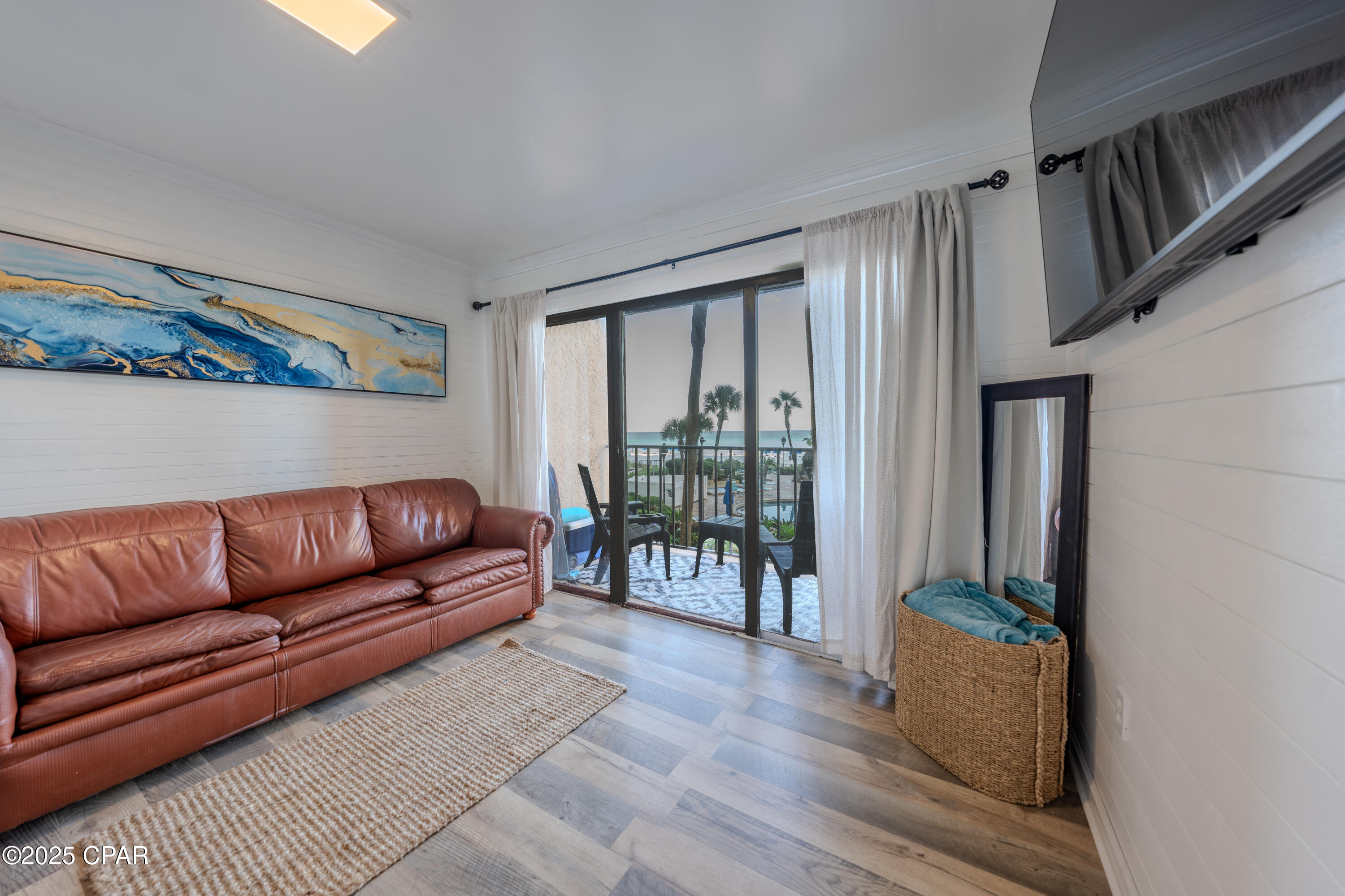 Image 3 For 6505 Thomas Drive 103a