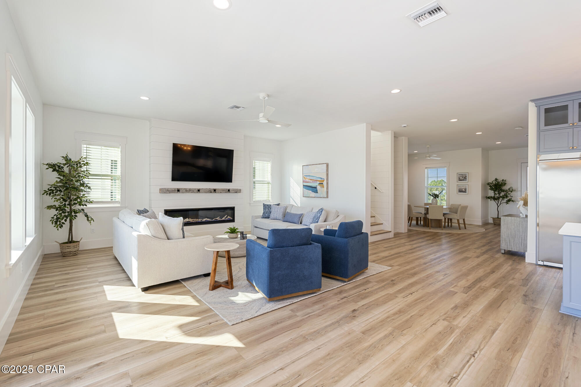 Image 10 For 5944 Gulf Drive