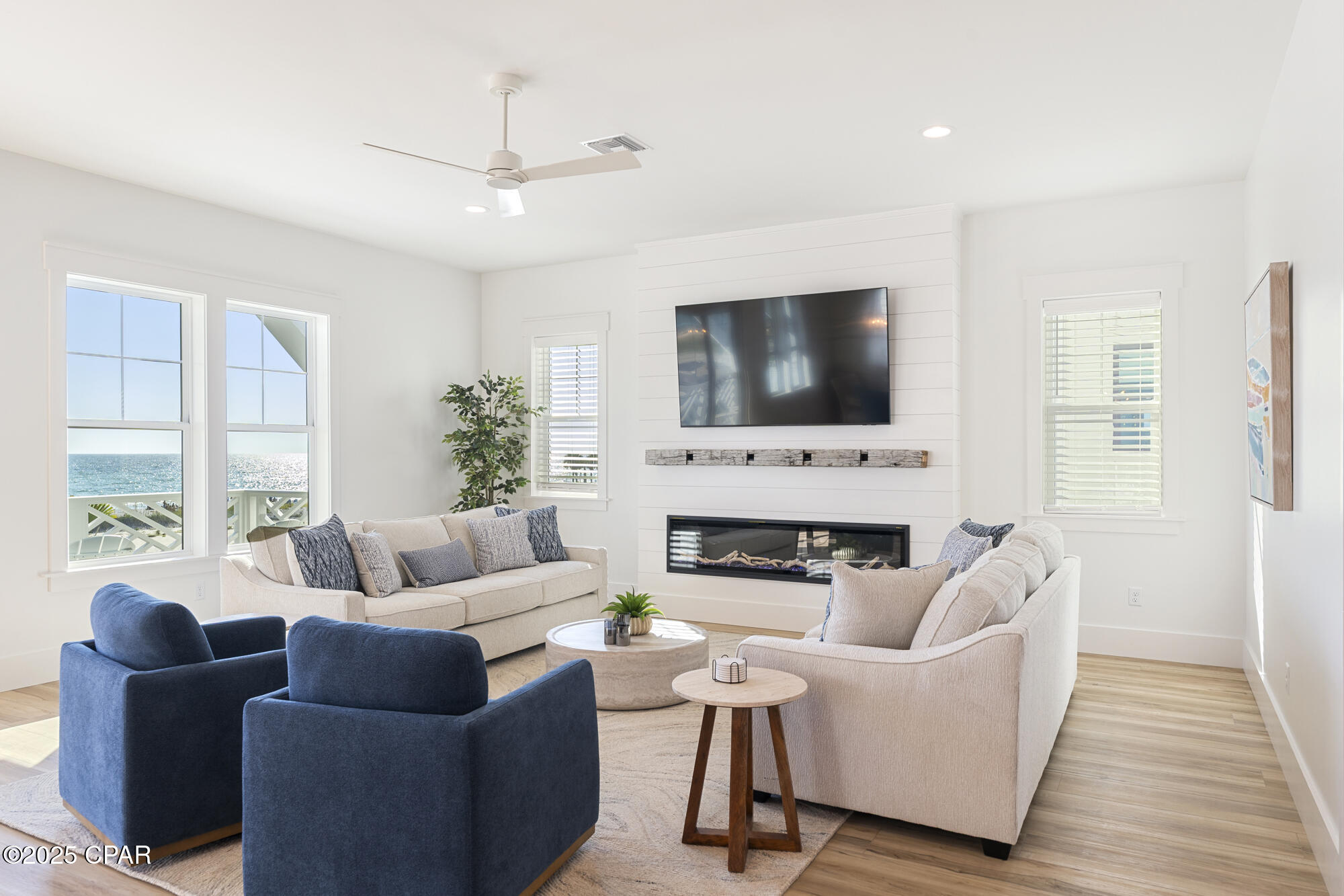 Image 11 For 5944 Gulf Drive