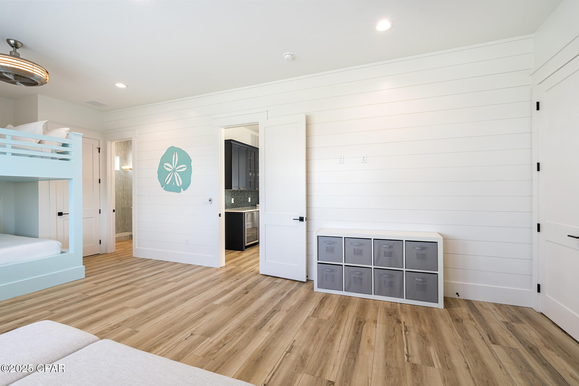 Image 39 For 5944 Gulf Drive