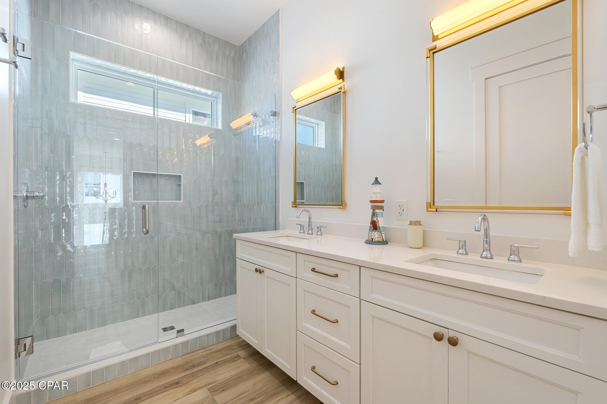 Image 41 For 5944 Gulf Drive