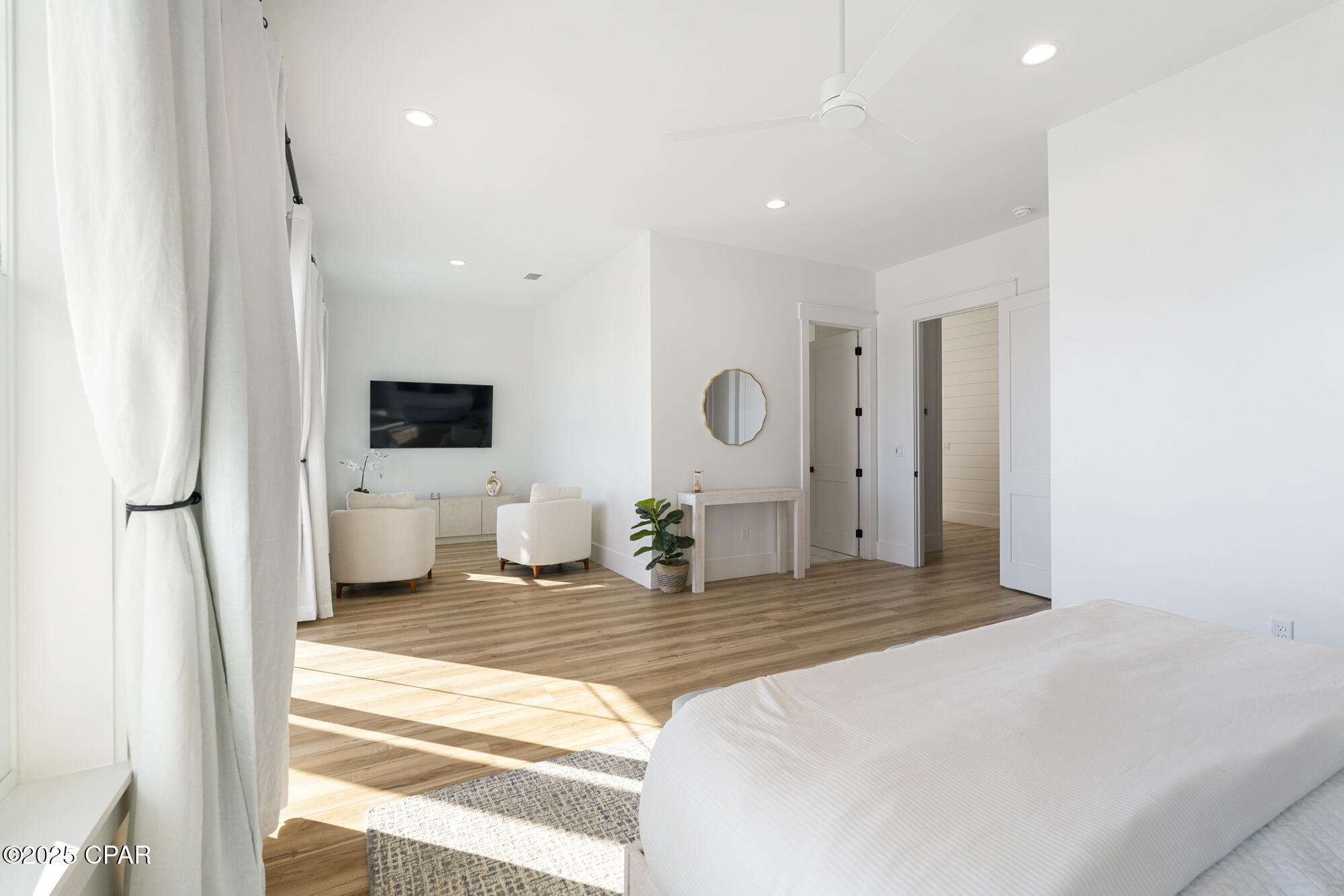 Image 44 For 5944 Gulf Drive