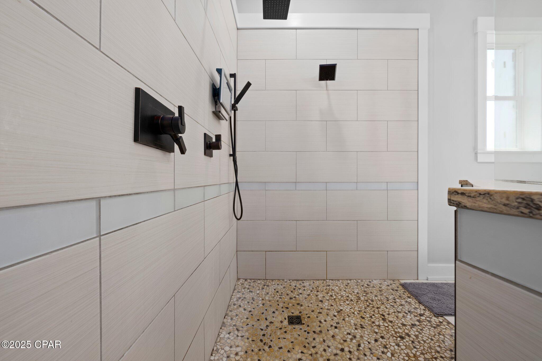 Image 28 For 19618 Highway 231