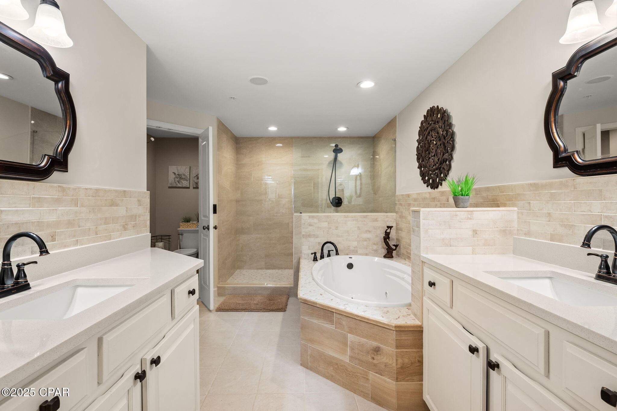 Image 20 For 8601 Surf Drive 14w