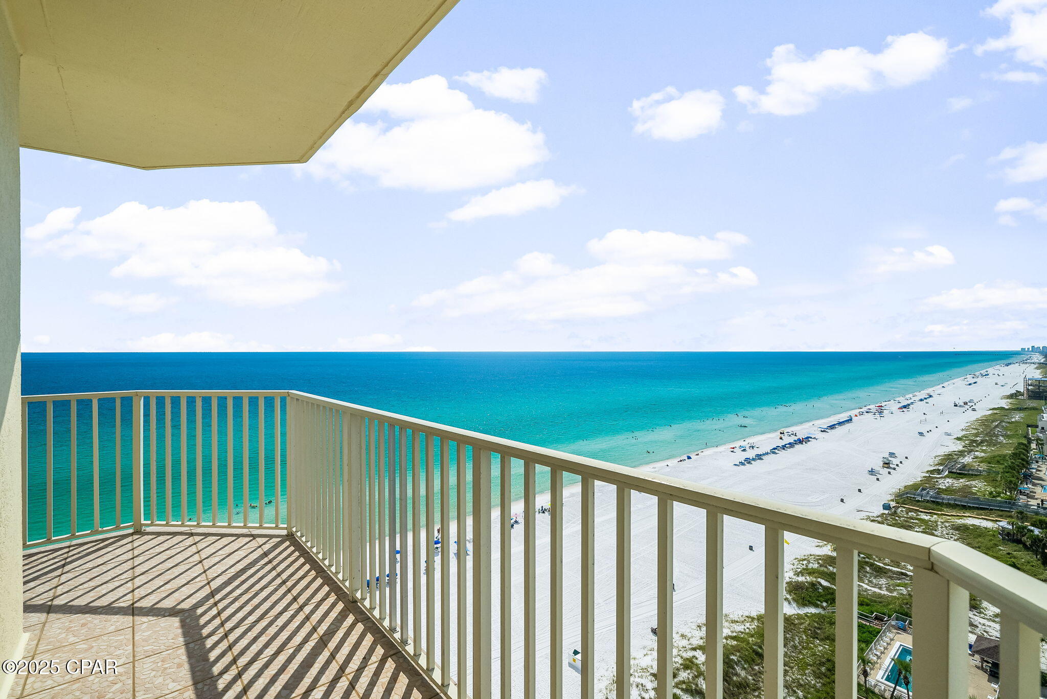 Image 7 For 8601 Surf Drive 14w