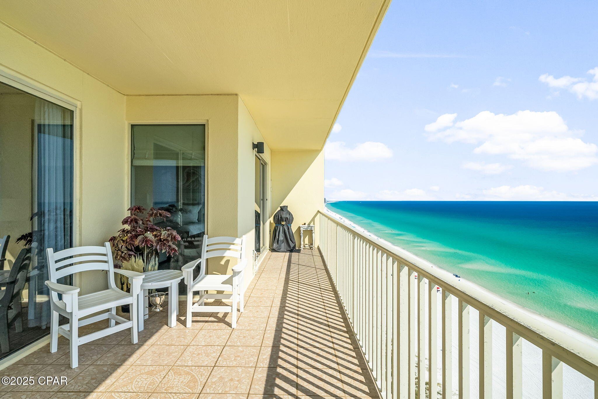 Image 8 For 8601 Surf Drive 14w