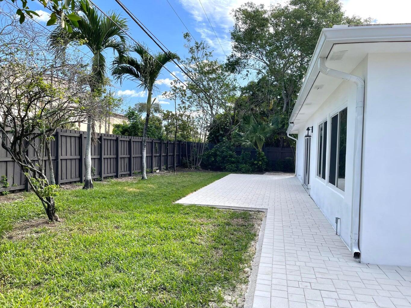 Homes for sale in Boca Raton, FL | 861 Nw 7th Street, Boca Raton, FL 33486 | MLS# R11118060