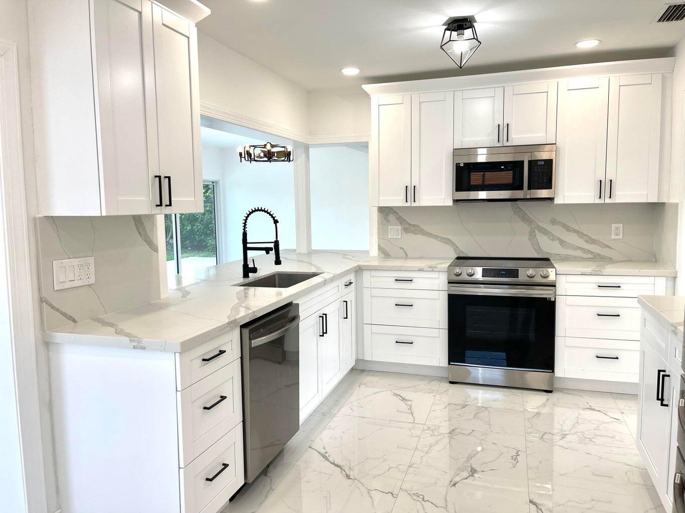 Homes for sale in Boca Raton, FL | 861 Nw 7th Street, Boca Raton, FL 33486 | MLS# R11118060