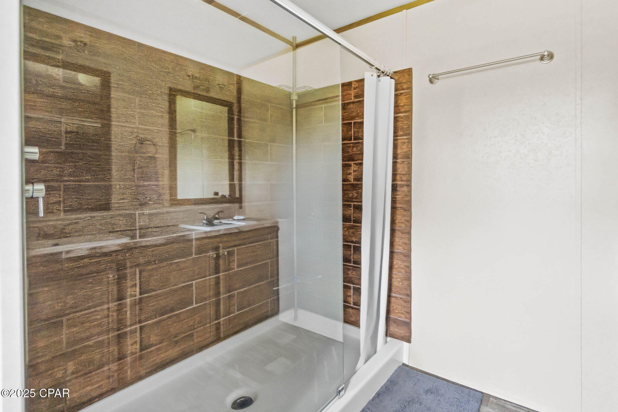 Image 26 For 844 Alford Road