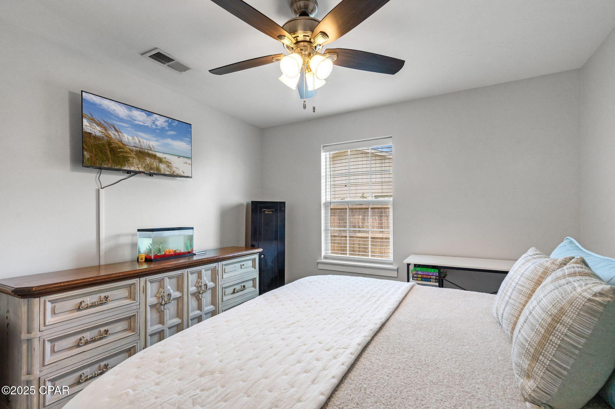 Image 12 For 233 Kim Kove