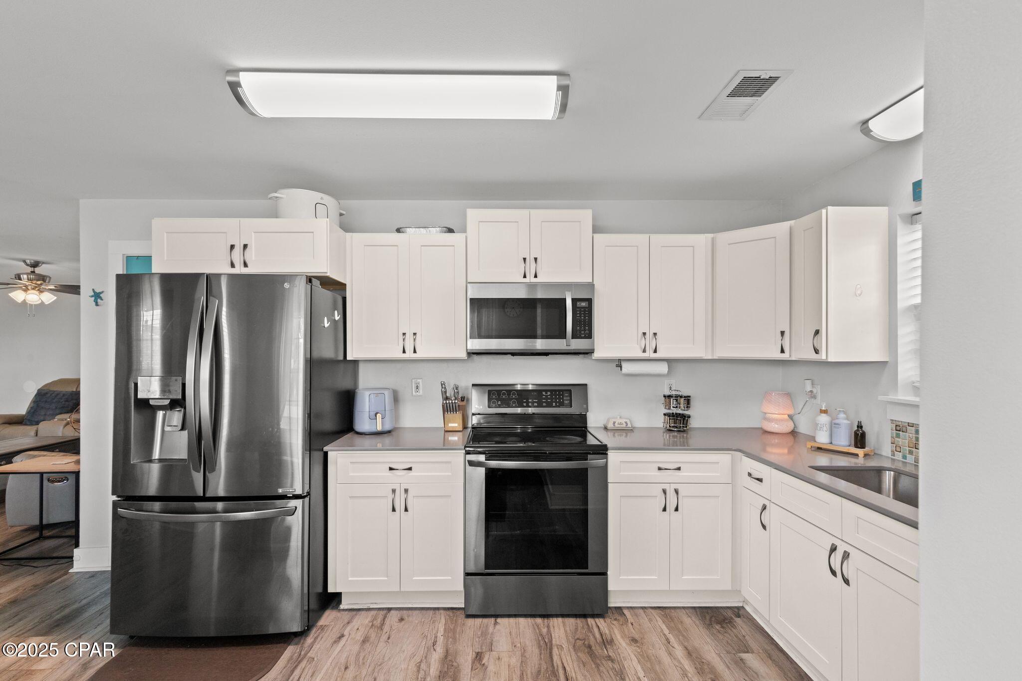 Image 7 For 233 Kim Kove