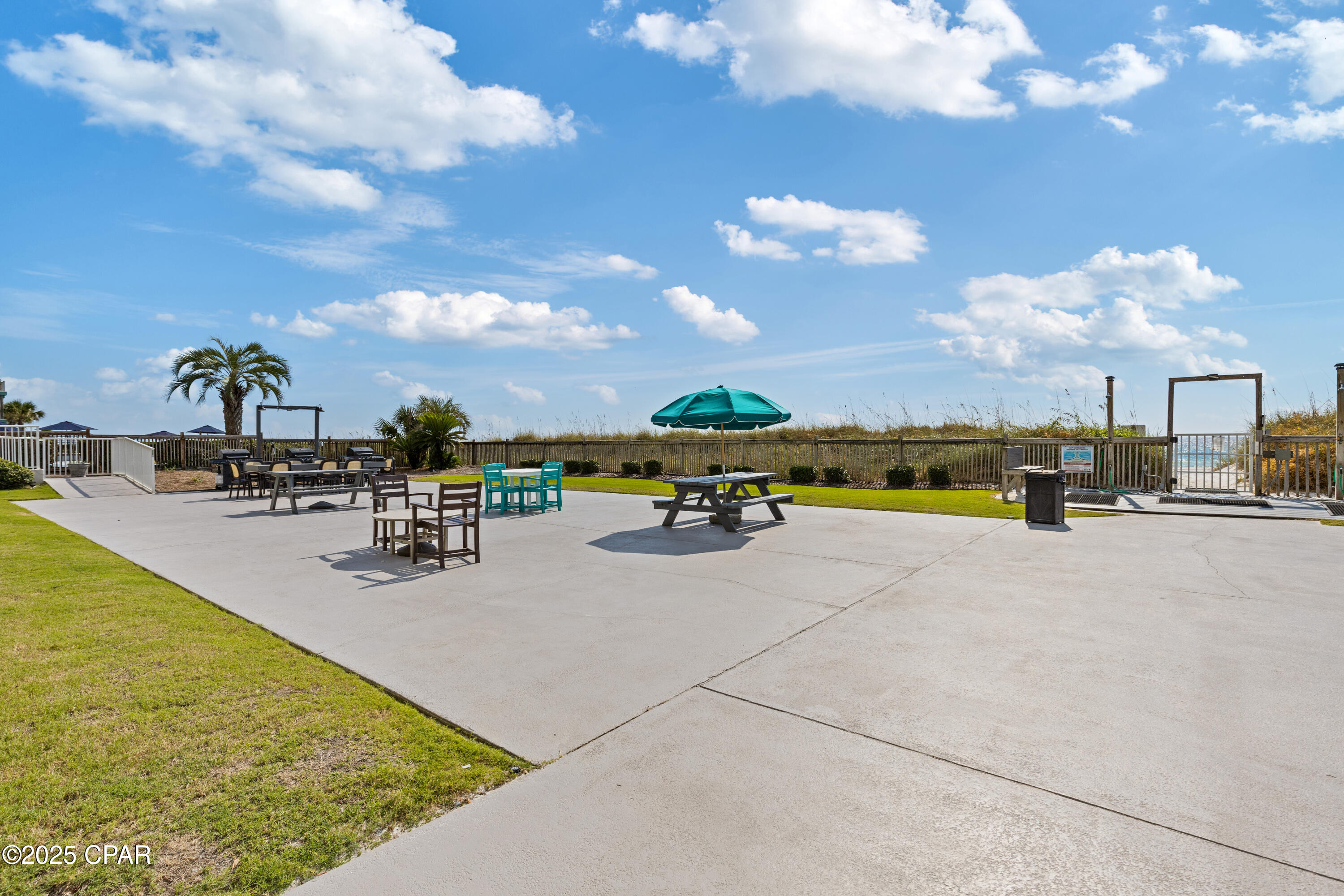 Image 33 For 6213 Thomas Drive 301