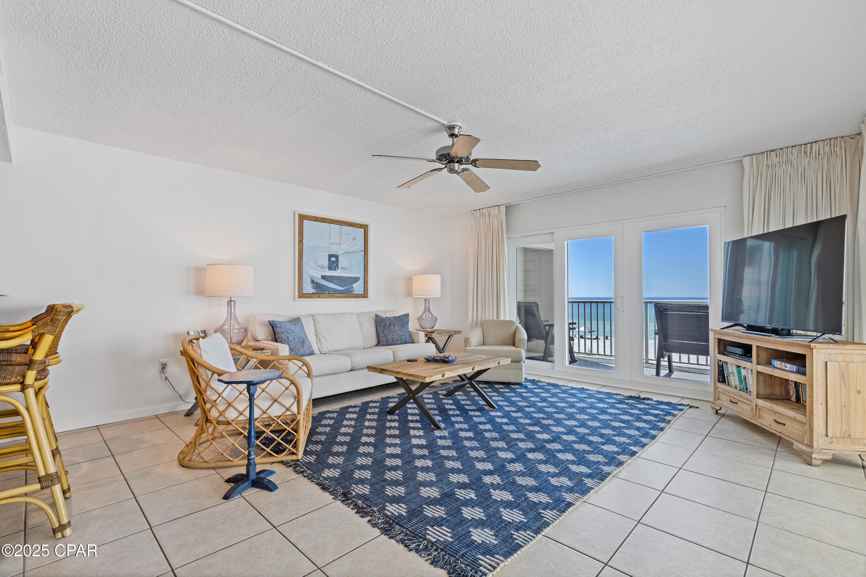 Image 6 For 6213 Thomas Drive 301